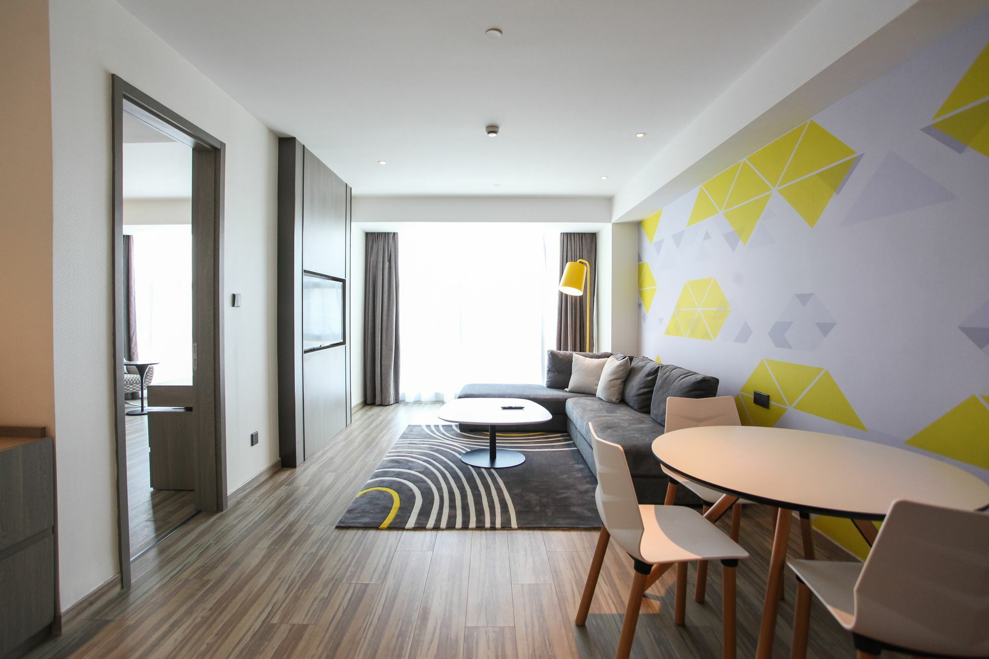 Mercure Hongqiao South Hotel