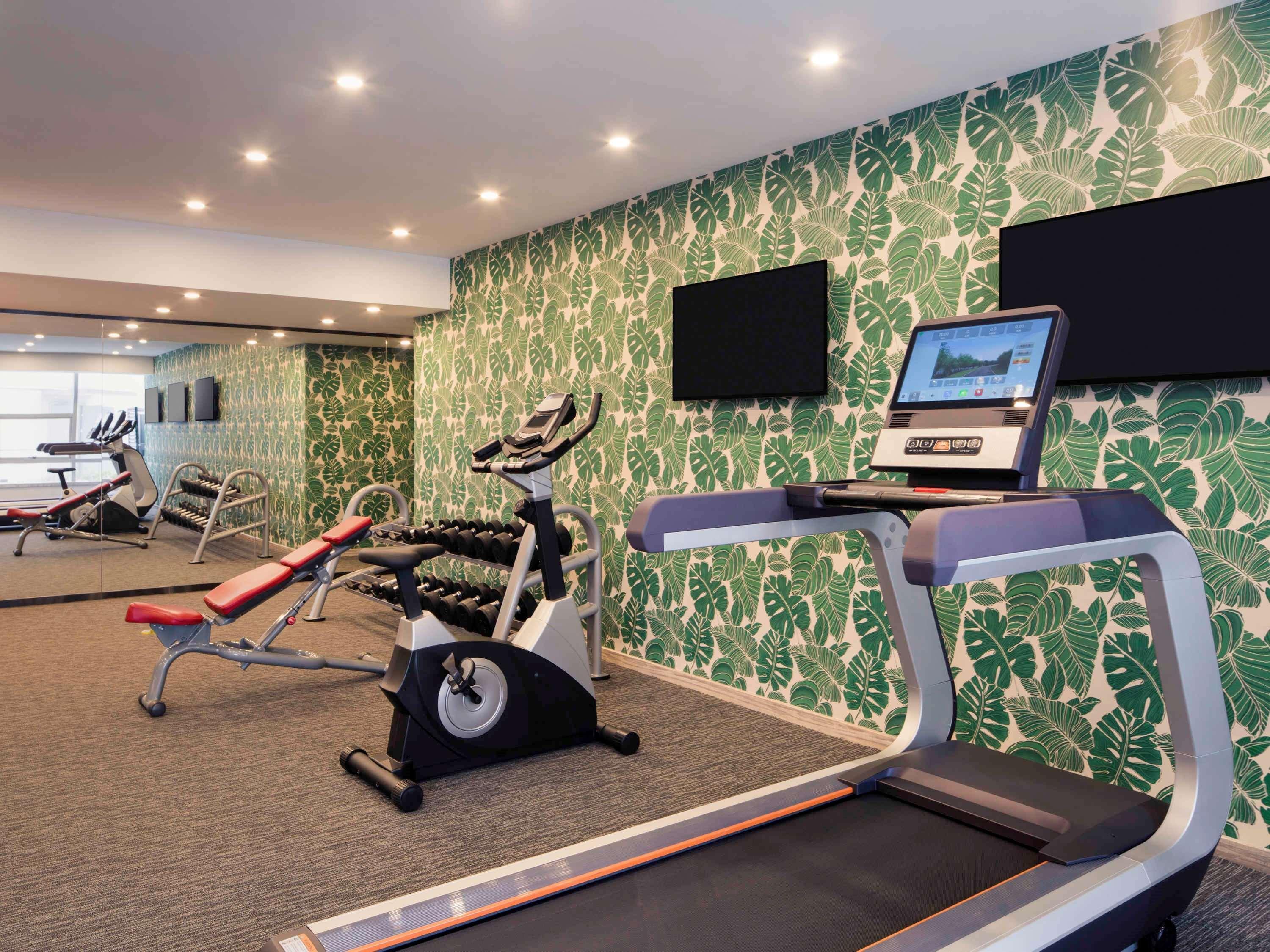 Mercure Hongqiao South 4*