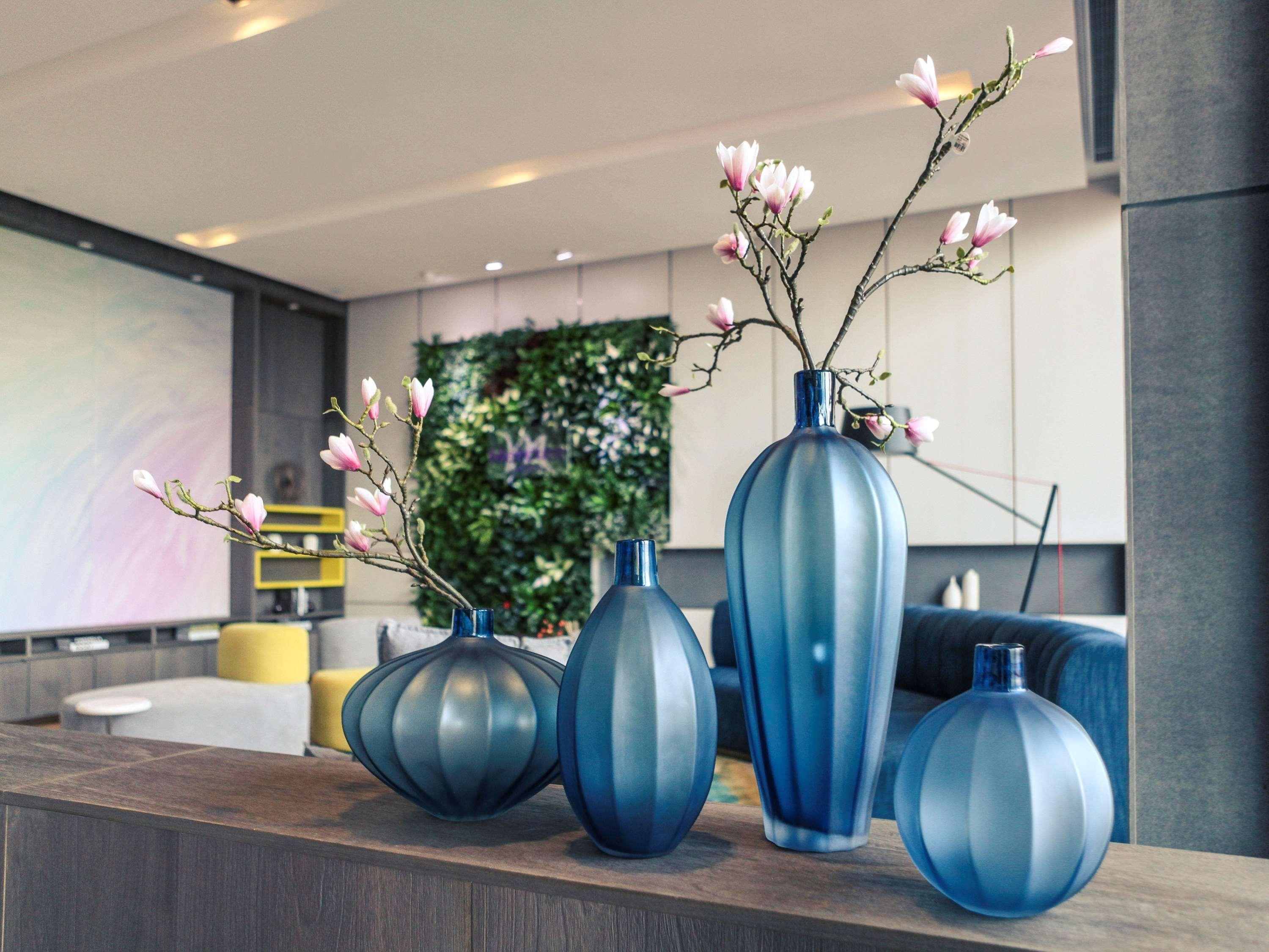 Mercure Hongqiao South Hotel 4*