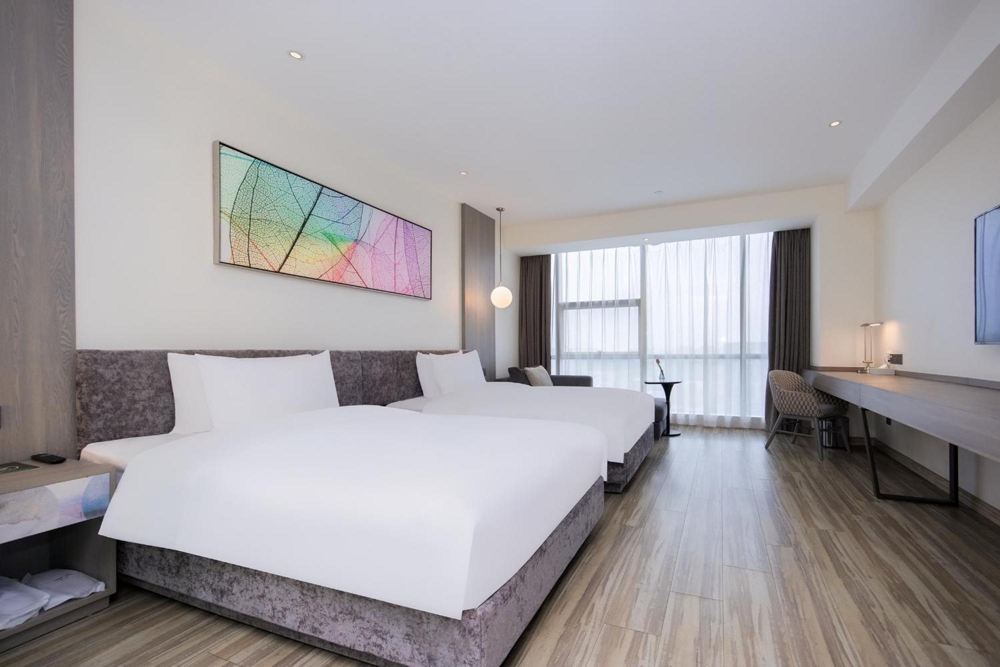 Mercure Hongqiao South Hotel